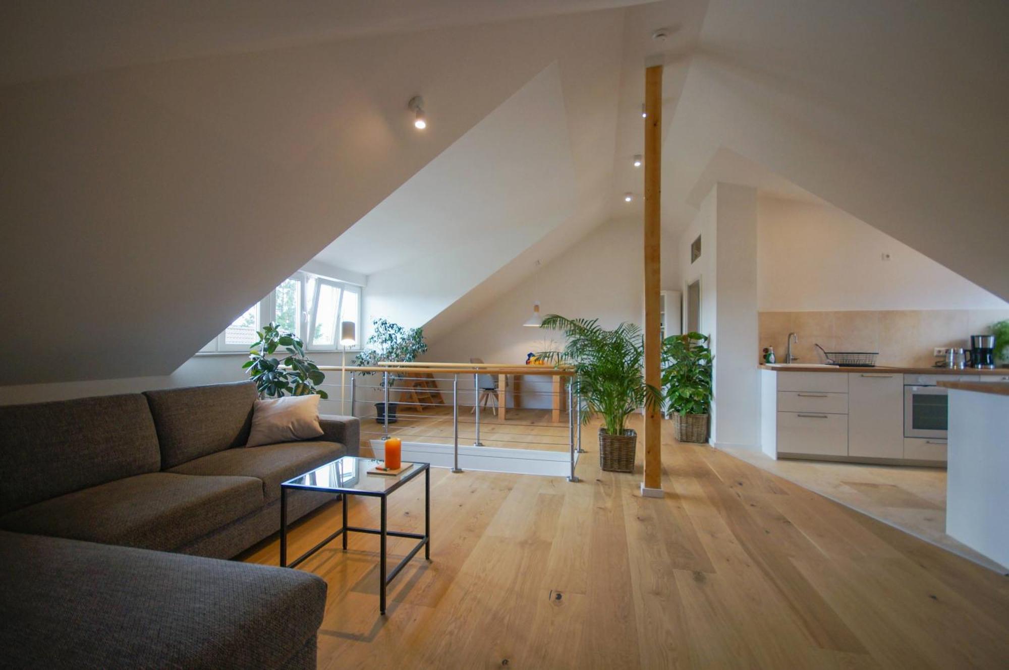 Modernes Und Helles Im Loft Stil Apartamento